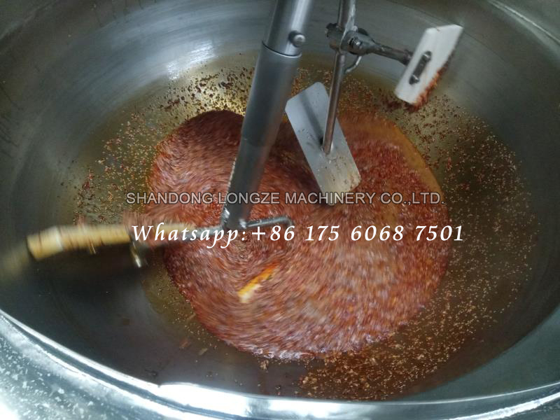 Stir fried pot with chili sauce
