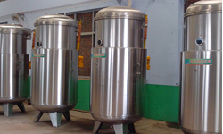 What Are The Advantages Of Vacuum Cooking Pot Equipment